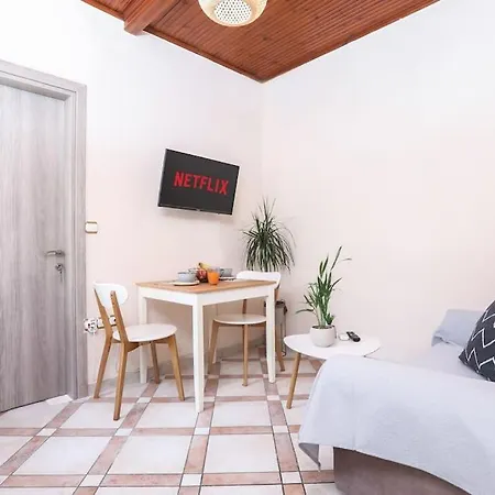 Nicola's House Апартаменты